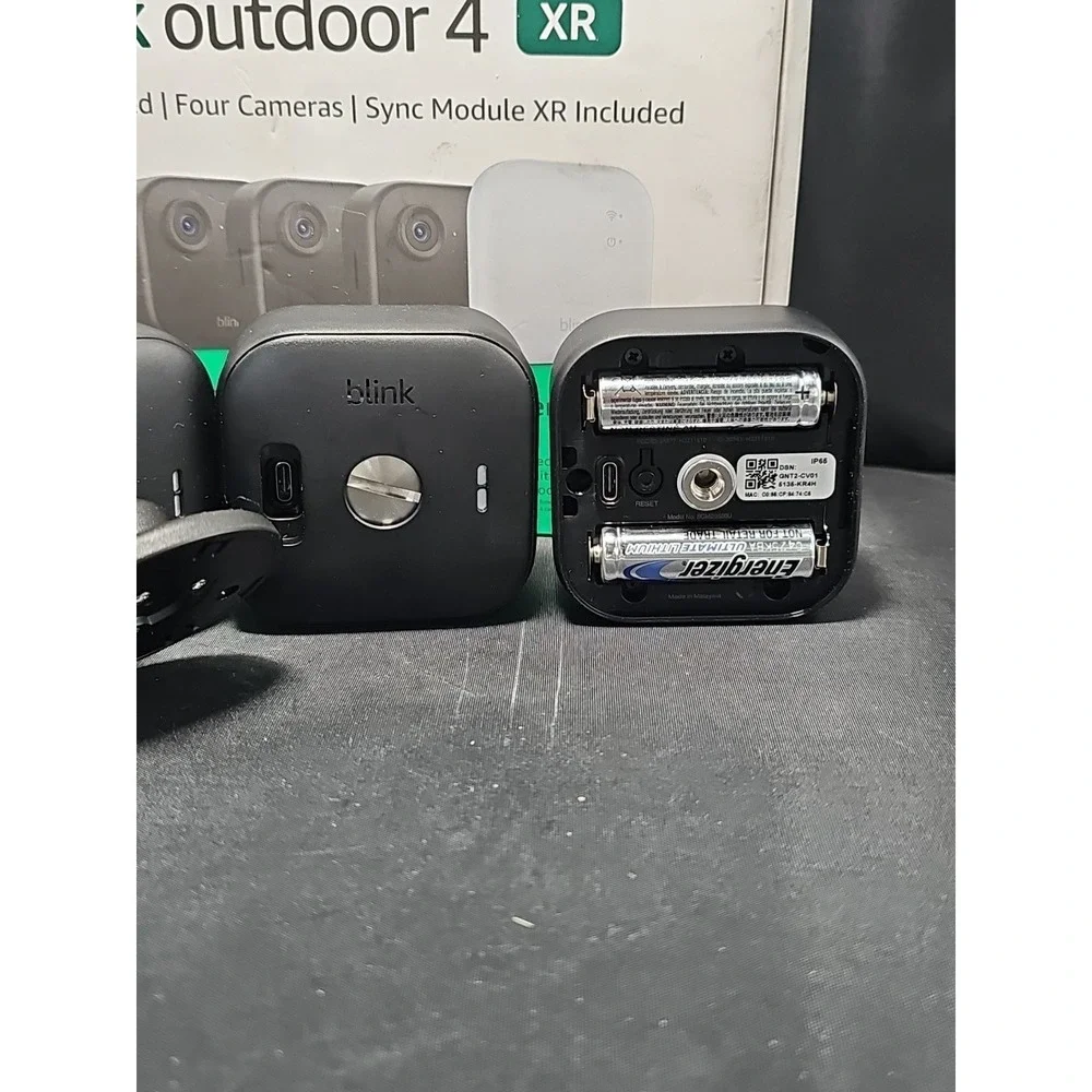 BLINK OUTDOOR WIRELESS HOME SECURITY CANERAS G8T2-CV01 LOT OF 4